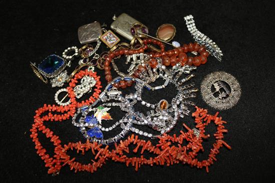 Coral necklace, amber & mixed jewellery